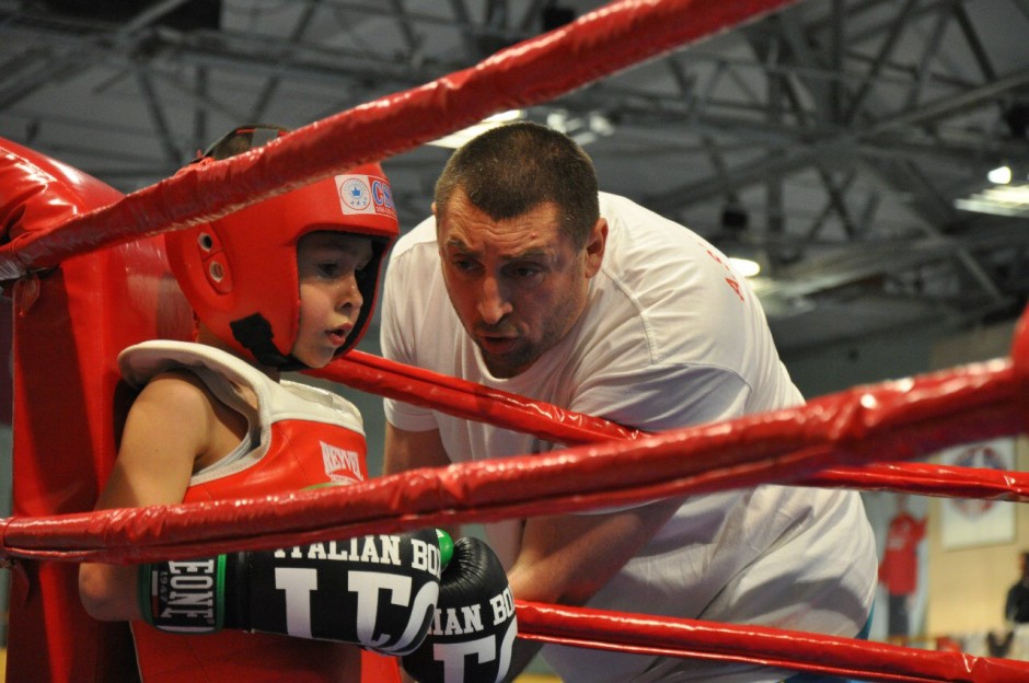 tournament shoulder